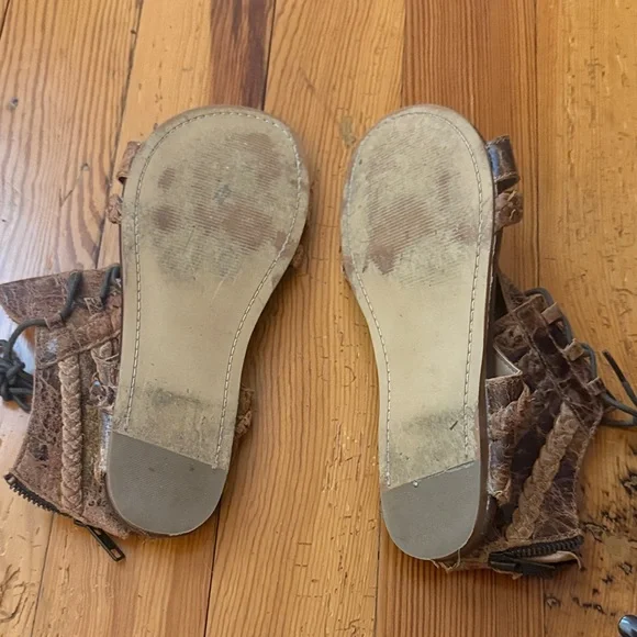 Roan Brown Gladiator Sandals for Women - Picture 6 of 7